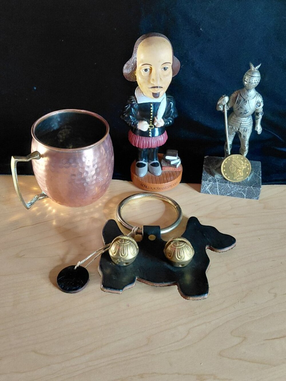 Vintage antique mixed lot doorbell chime statues, copper tankered, mug coin.